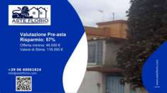 Foto Immobile in asta di 113 m in vendita a Pozzuoli