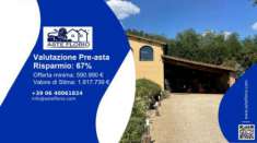 Foto Immobile in asta di 1139 m con pi di 5 locali in vendita a Bucine