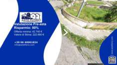 Foto Immobile in asta di 115 m, box auto in vendita a Catanzaro