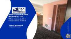 Foto Immobile in asta di 117 m con pi di 5 locali in vendita a Crotone