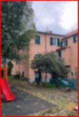 Foto Immobile in asta di 118 m con 4 locali in vendita a Genova