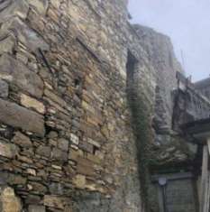 Foto Immobile in asta di 118 m in vendita a Bardi