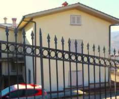 Foto Immobile in asta di 119 m, box auto in vendita a Firenzuola