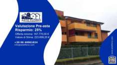 Foto Immobile in asta di 120 m con pi di 5 locali e box auto in vendita a Mezzago