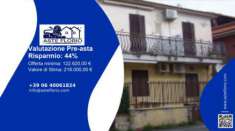 Foto Immobile in asta di 120 m in vendita a Marino