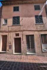 Foto Immobile in asta di 120 m in vendita a Sigillo