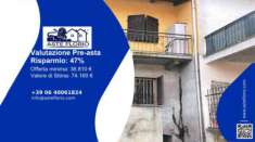 Foto Immobile in asta di 123 m, box auto in vendita a Salussola