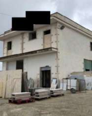 Foto Immobile in asta di 125 m con 1 locale in vendita a Ceglie Messapica