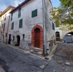 Foto Immobile in asta di 127 m con 3 locali in vendita a Deruta