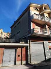 Foto Immobile in asta di 127 m con 4 locali in vendita a Uscio