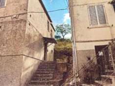 Foto Immobile in asta di 127 m in vendita a Davoli