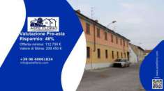 Foto Immobile in asta di 128 m, box auto in vendita a Gambarana