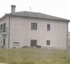 Foto Immobile in asta di 130 m in vendita a Bella