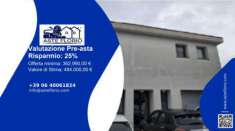 Foto Immobile in asta di 1300 m con pi di 5 locali in vendita a Spoleto