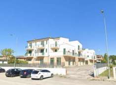 Foto Immobile in asta di 131 m con pi di 5 locali in vendita a Fermo