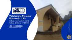 Foto Immobile in asta di 1315 m con pi di 5 locali in vendita a Carate Brianza