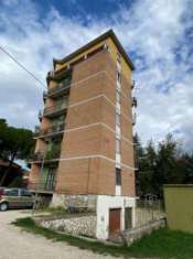 Foto Immobile in asta di 133 m con pi di 5 locali e box auto in vendita a Terni