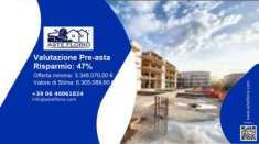 Foto Immobile in asta di 13355 m in vendita a Macerata