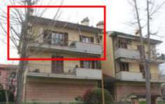 Foto Immobile in asta di 135 m con 3 locali e box auto in vendita a Longiano