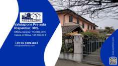 Foto Immobile in asta di 135 m in vendita a Correggio