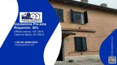 Foto Immobile in asta di 136 m, box auto in vendita a Modena
