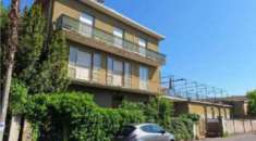 Foto Immobile in asta di 1377 m con pi� di 5 locali in vendita a Reggio Emilia