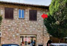 Foto Immobile in asta di 138 m in vendita a Assisi