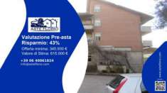Foto Immobile in asta di 1380 m con pi di 5 locali in vendita a Gubbio