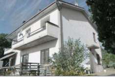 Foto Immobile in asta di 139 m in vendita a Isernia