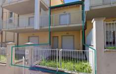 Foto Immobile in asta di 140 m, box auto in vendita a Fermo