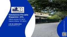 Foto Immobile in asta di 140 m in vendita a Carate Brianza