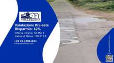 Foto Immobile in asta di 142 m con pi di 5 locali in vendita a Giugliano in Campania