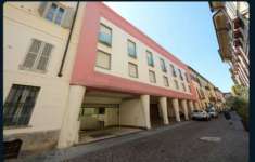 Foto Immobile in asta di 143 m, box auto in vendita a Lodi