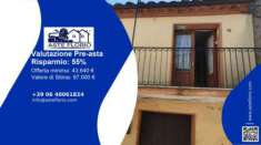 Foto Immobile in asta di 148 m in vendita a Chiaravalle Centrale