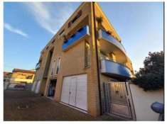 Foto Immobile in asta di 152 m, box auto in vendita a Pescara