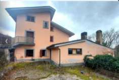 Foto Immobile in asta di 152 m in vendita a Petrella Salto