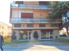 Foto Immobile in asta di 153 m con pi� di 5 locali in vendita a Umbertide