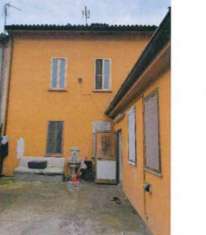 Foto Immobile in asta di 154 m con 3 locali in vendita a Piacenza