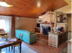 Foto Immobile in asta di 155 m in vendita a Cotronei