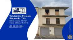 Foto Immobile in asta di 156 m in vendita a Crosia