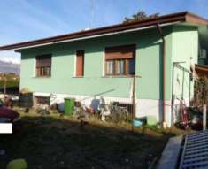 Foto Immobile in asta di 157 m, box auto in vendita a Roveredo in Piano