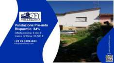 Foto Immobile in asta di 159 m con 2 locali e box auto in vendita a Finale Emilia