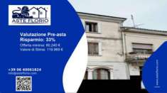 Foto Immobile in asta di 161 m, box auto in vendita a Melara