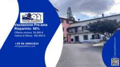 Foto Immobile in asta di 164 m in vendita a Viterbo