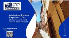 Foto Immobile in asta di 165 m in vendita a Camerino