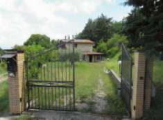 Foto Immobile in asta di 166 m con pi di 5 locali in vendita a Gubbio