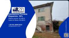 Foto Immobile in asta di 168 m, box auto in vendita a Frassinelle Polesine