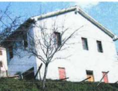 Foto Immobile in asta di 170 m con pi di 5 locali in vendita a Ussita