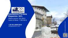 Foto Immobile in asta di 1700 m con pi di 5 locali in vendita a Trento