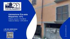 Foto Immobile in asta di 1707 m con pi di 5 locali in vendita a Napoli